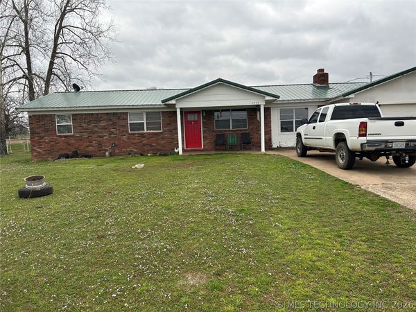 1750 W Taylor Drive , Sallisaw, OK 74955