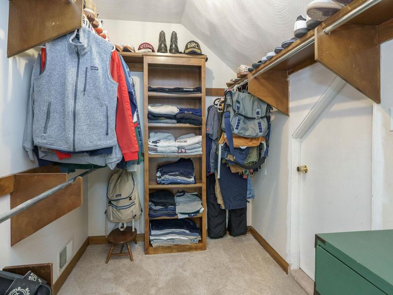 8176 Lake Bluff Court , Columbus, OH 43235 Photo 36