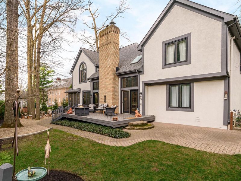 8176 Lake Bluff Court , Columbus, OH 43235 Photo 48