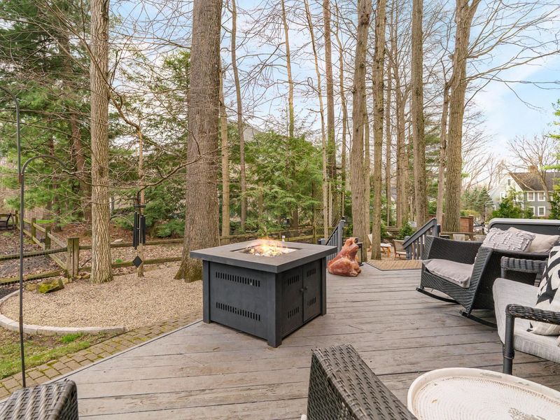 8176 Lake Bluff Court , Columbus, OH 43235 Photo 50