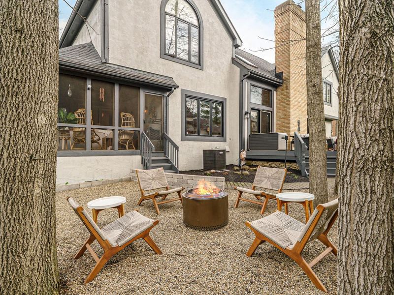 8176 Lake Bluff Court , Columbus, OH 43235 Photo 54