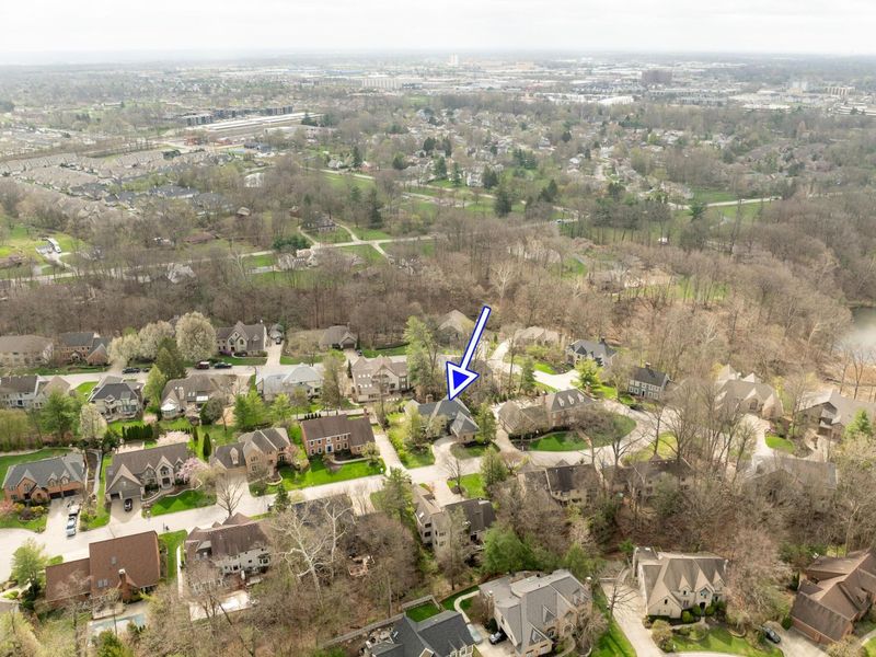 8176 Lake Bluff Court , Columbus, OH 43235 Photo 57