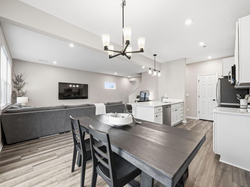 543 Rochdale Run, Delaware, OH 43015 Photo 7