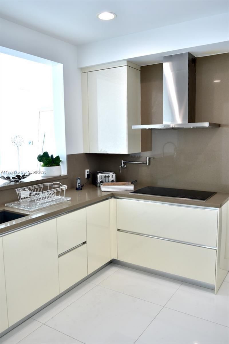 17475 Collins Ave, Unit 2802, Sunny Isles Beach, FL 33160 Photo