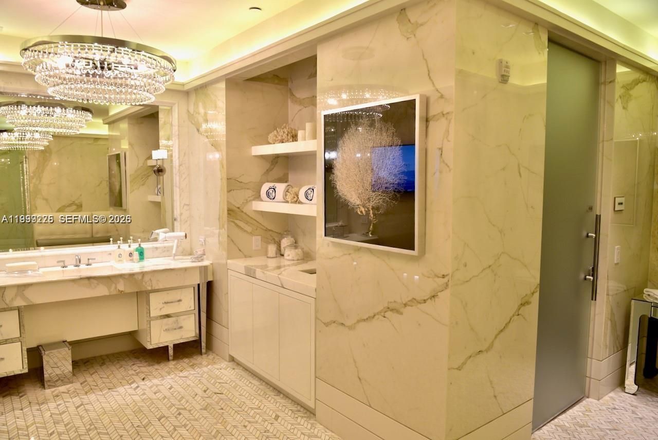 17475 Collins Ave, Unit 2802, Sunny Isles Beach, FL 33160 Photo