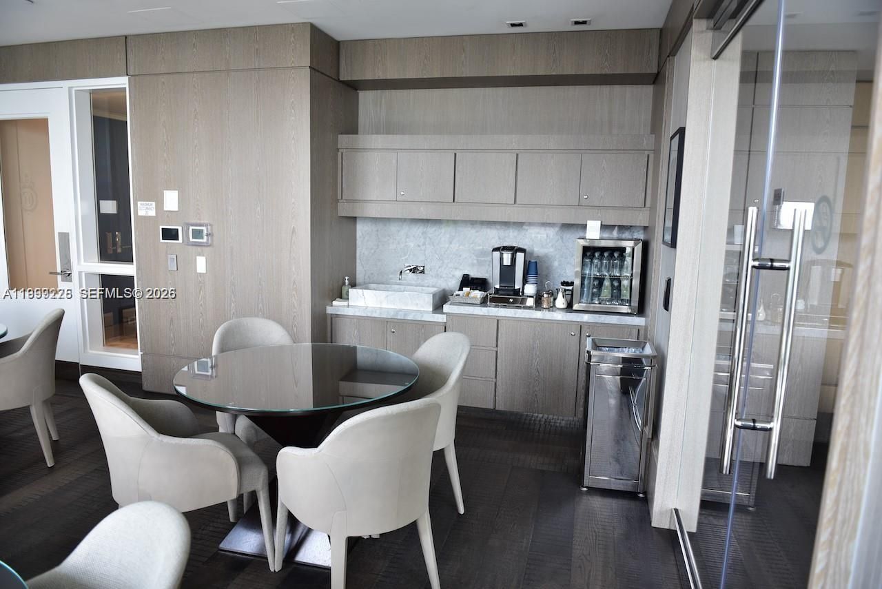 17475 Collins Ave, Unit 2802, Sunny Isles Beach, FL 33160 Photo