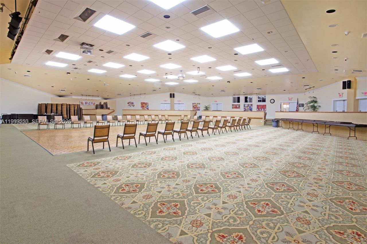 8901 Sunrise Lakes Blvd, Unit 204, Sunrise, FL 33322 Photo