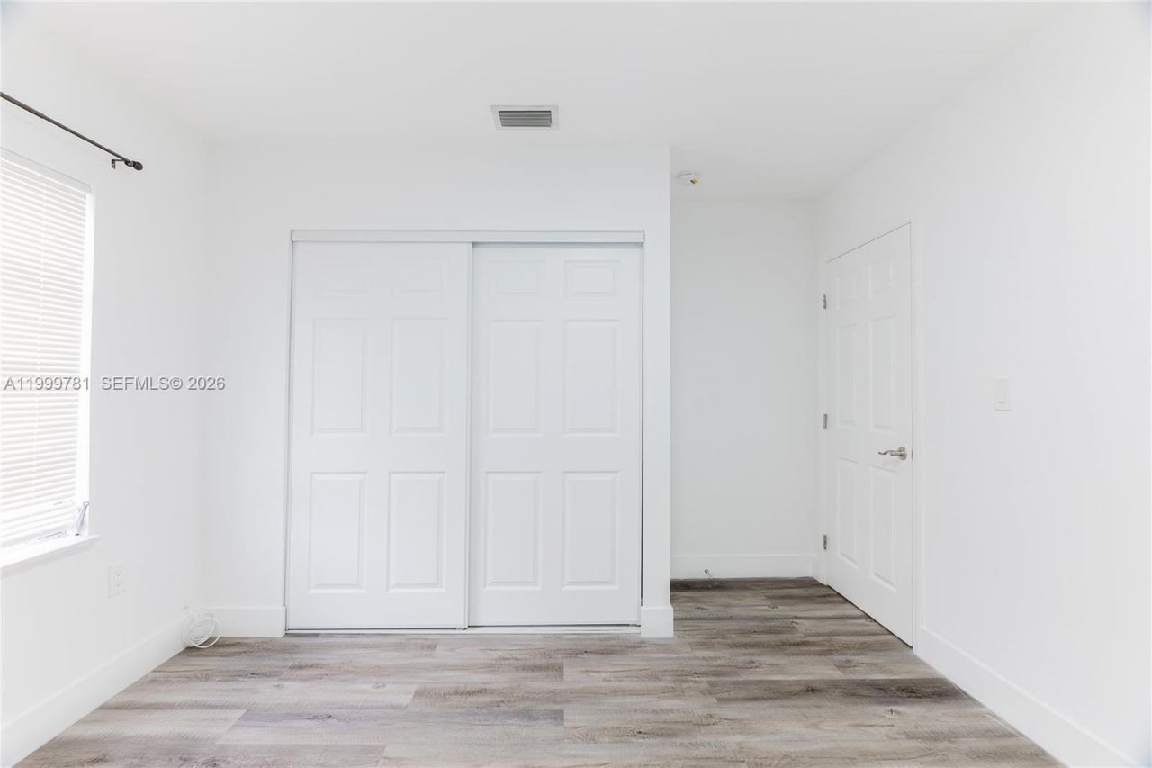 1447 NW 101st St, Miami, FL 33147 Photo