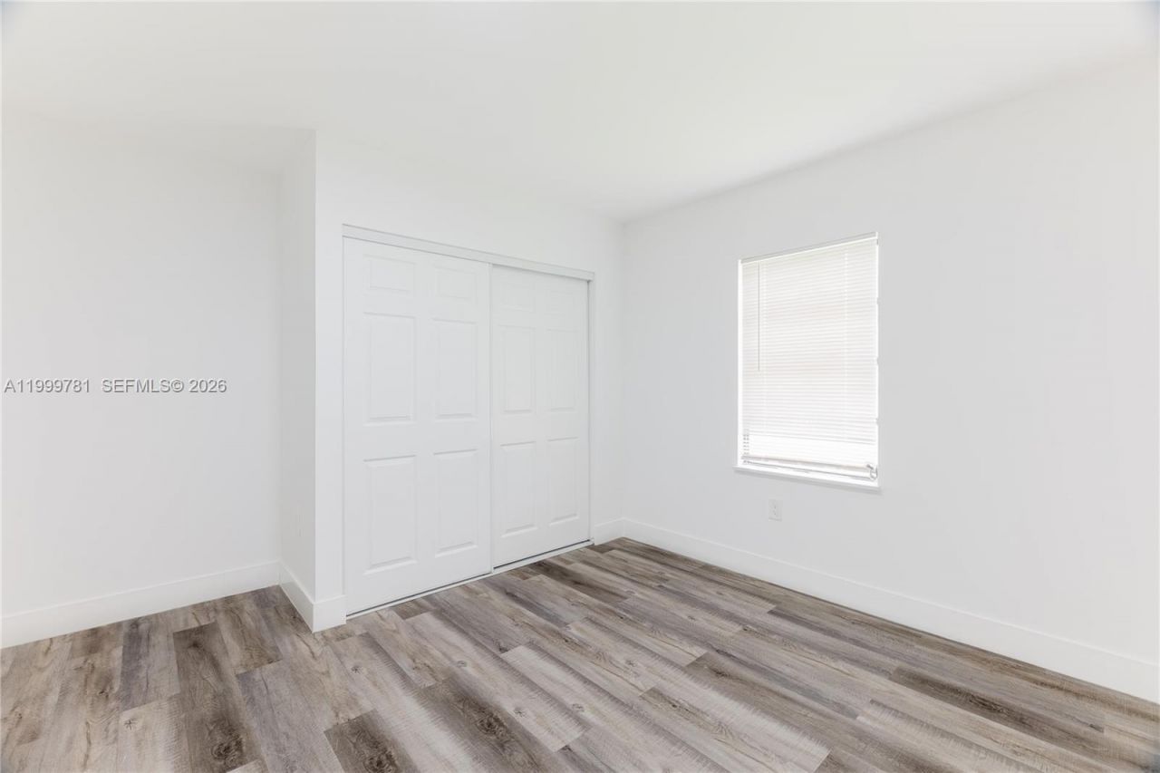 1447 NW 101st St, Miami, FL 33147 Photo