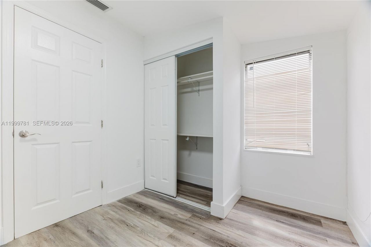 1447 NW 101st St, Miami, FL 33147 Photo