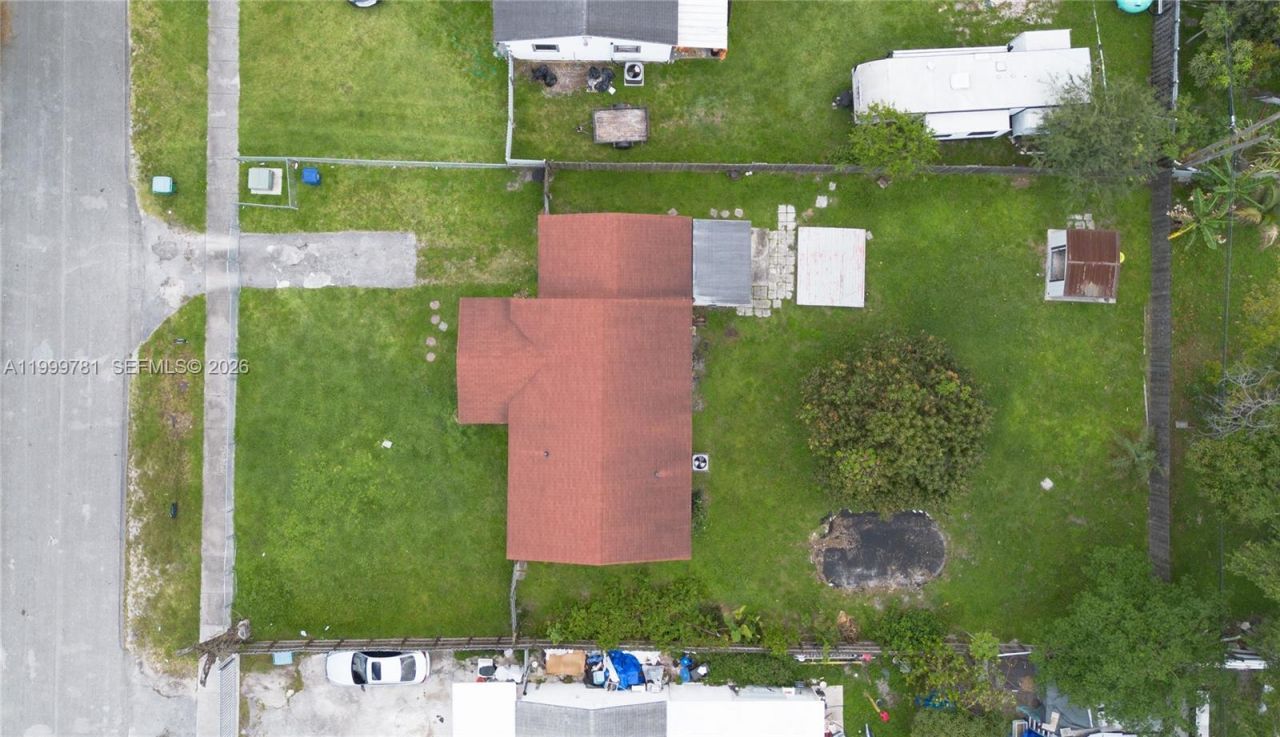 1447 NW 101st St, Miami, FL 33147 Photo