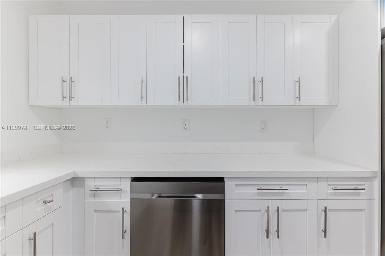 1447 NW 101st St, Miami, FL 33147 Photo