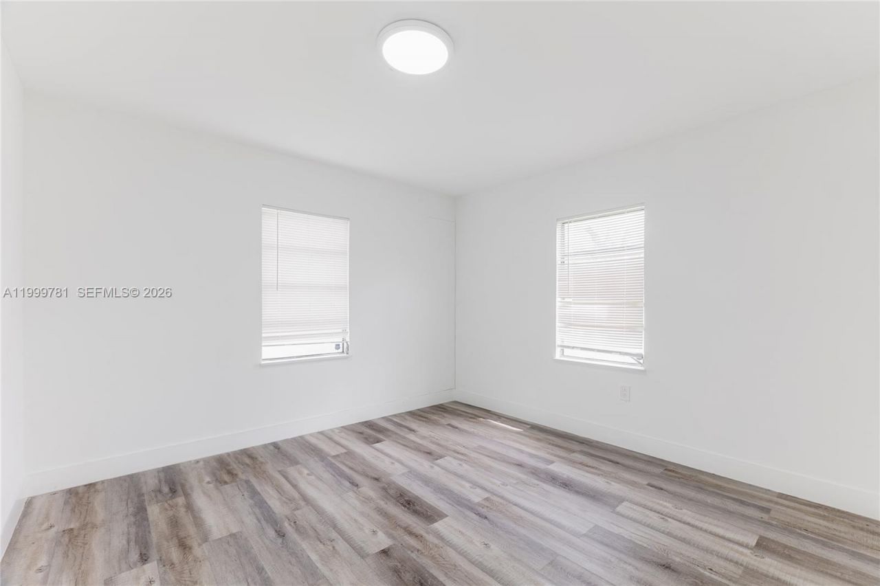 1447 NW 101st St, Miami, FL 33147 Photo