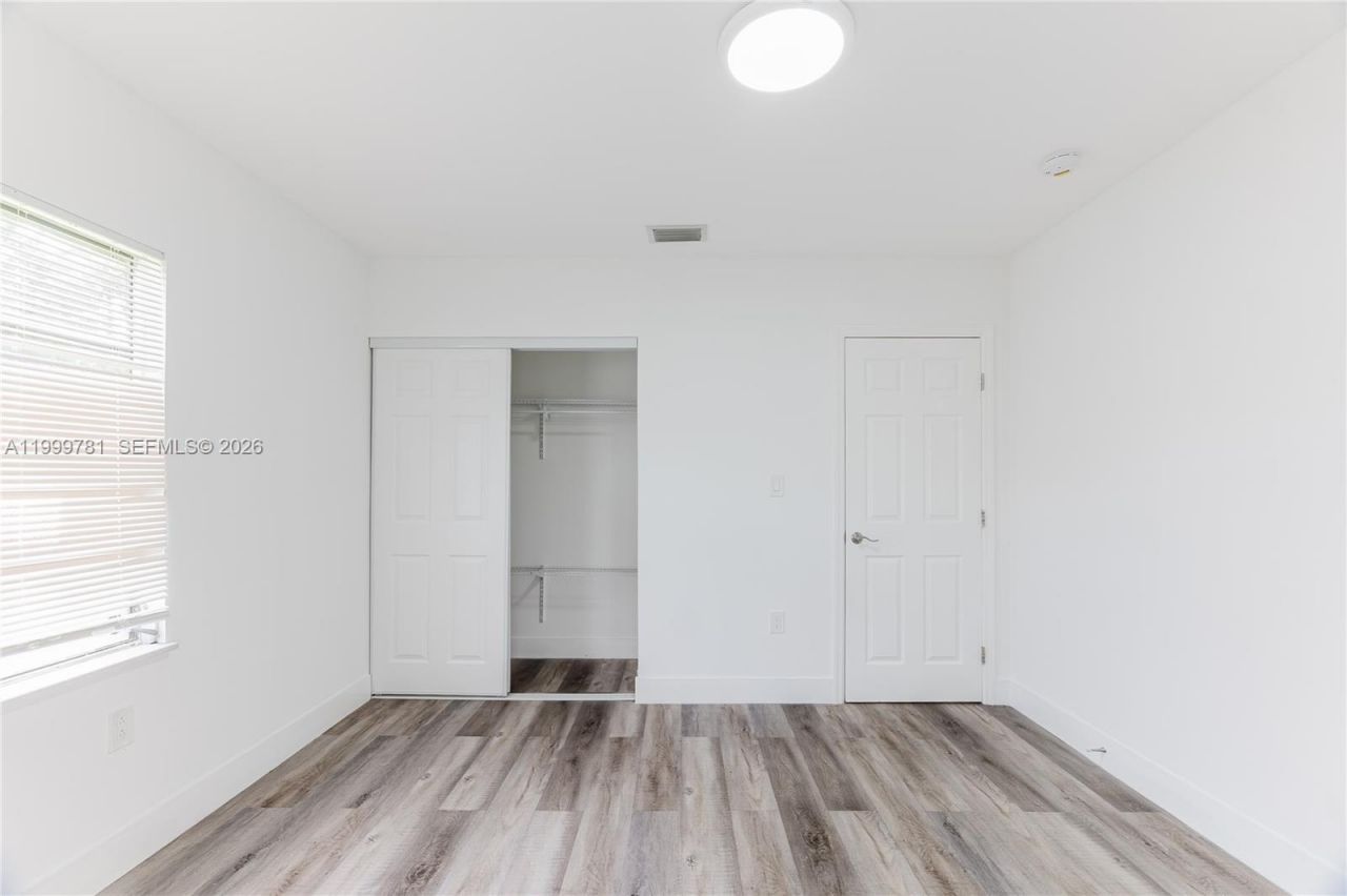 1447 NW 101st St, Miami, FL 33147 Photo