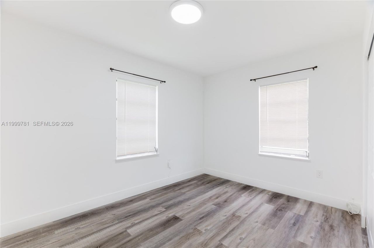 1447 NW 101st St, Miami, FL 33147 Photo