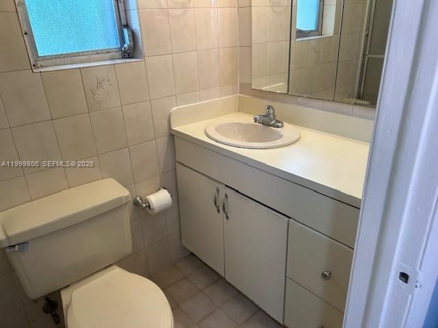 2250 SW 11th St, Unit c, Miami, FL 33135 Photo