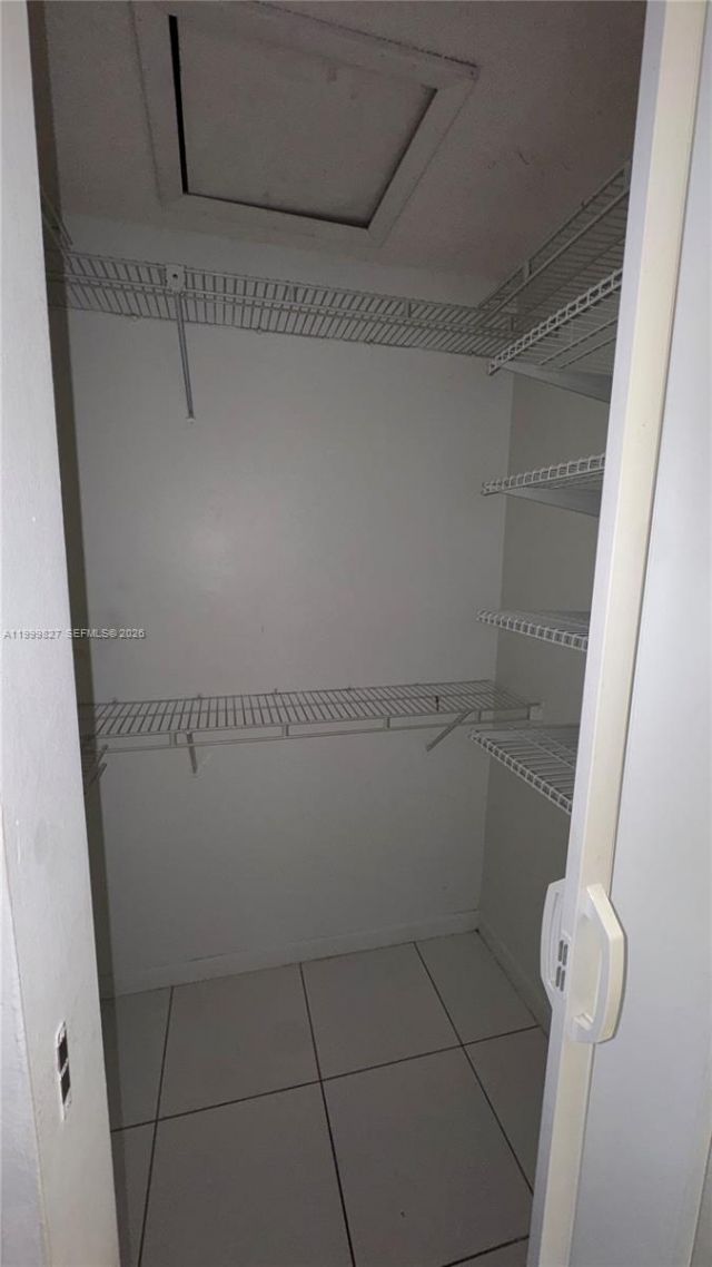 2319 W 60th St, Unit D203, Hialeah, FL 33016 Photo