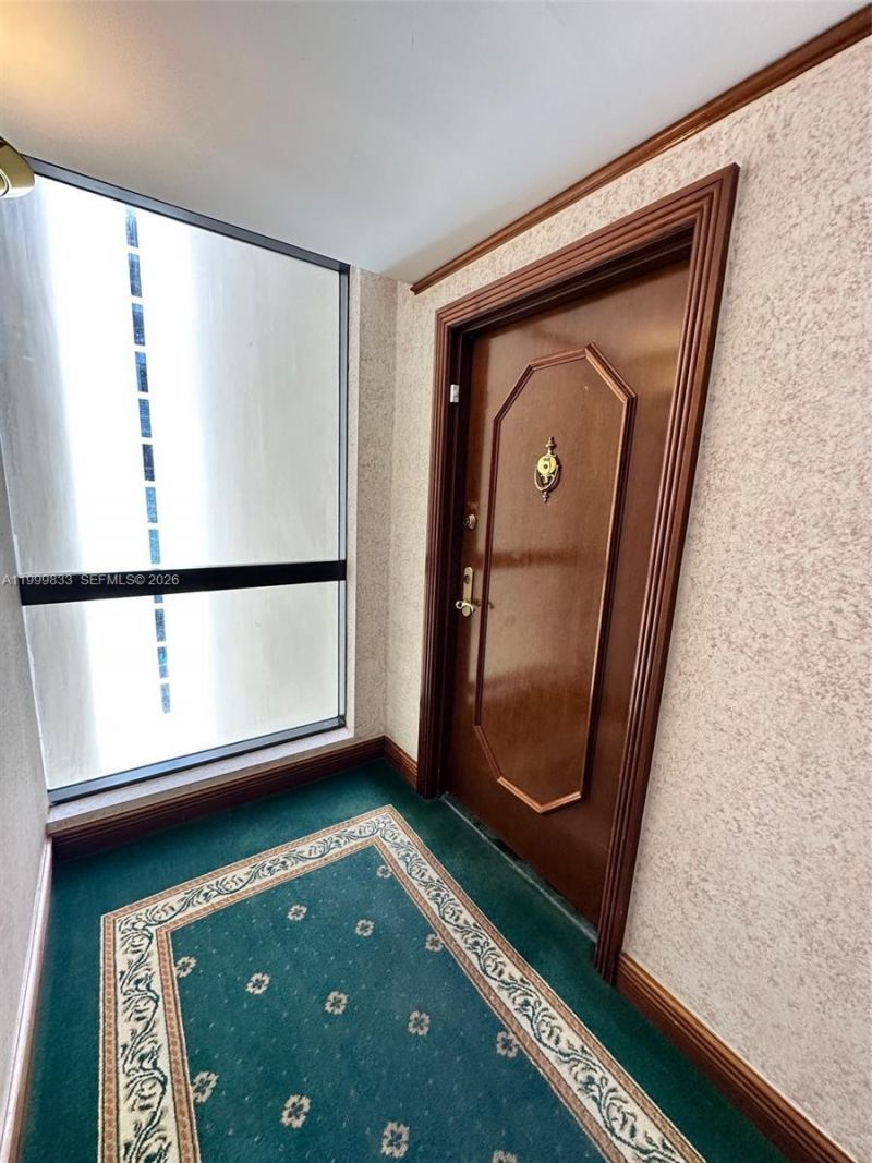 5757 Collins Ave, Unit 1003, Miami Beach, FL 33140 Photo