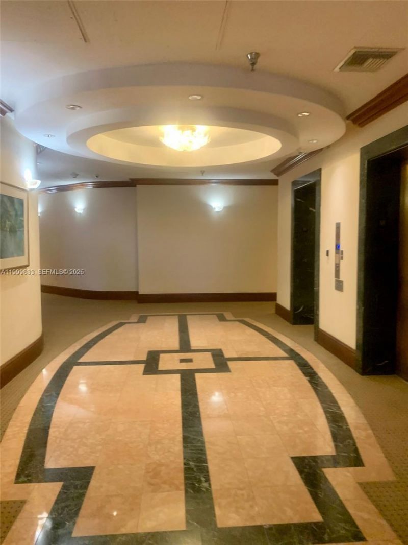 5757 Collins Ave, Unit 1003, Miami Beach, FL 33140 Photo