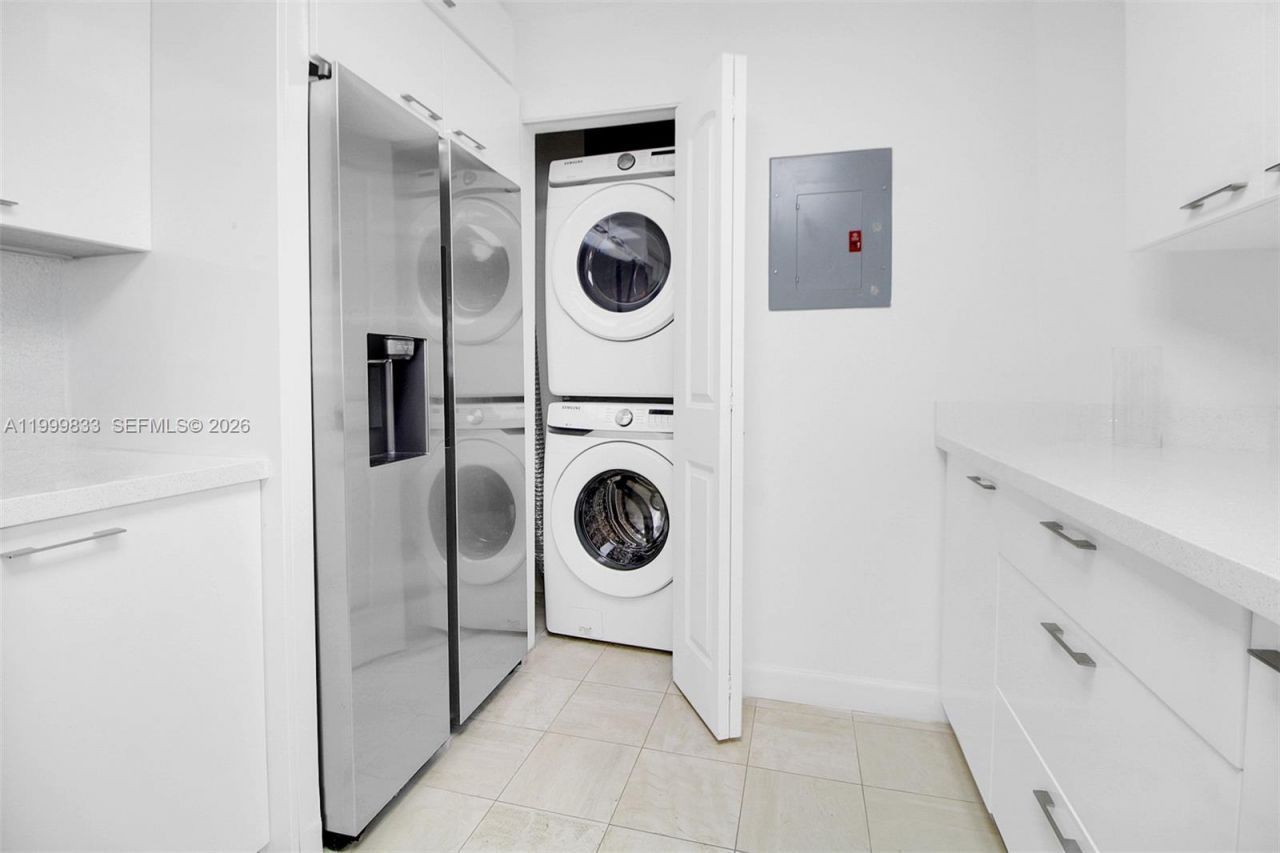 5757 Collins Ave, Unit 1003, Miami Beach, FL 33140 Photo