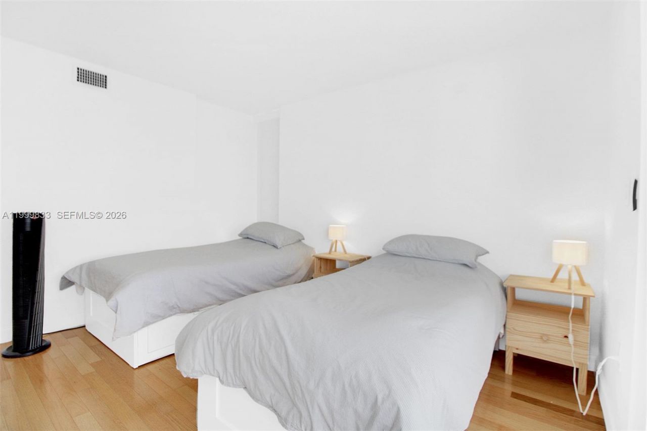 5757 Collins Ave, Unit 1003, Miami Beach, FL 33140 Photo