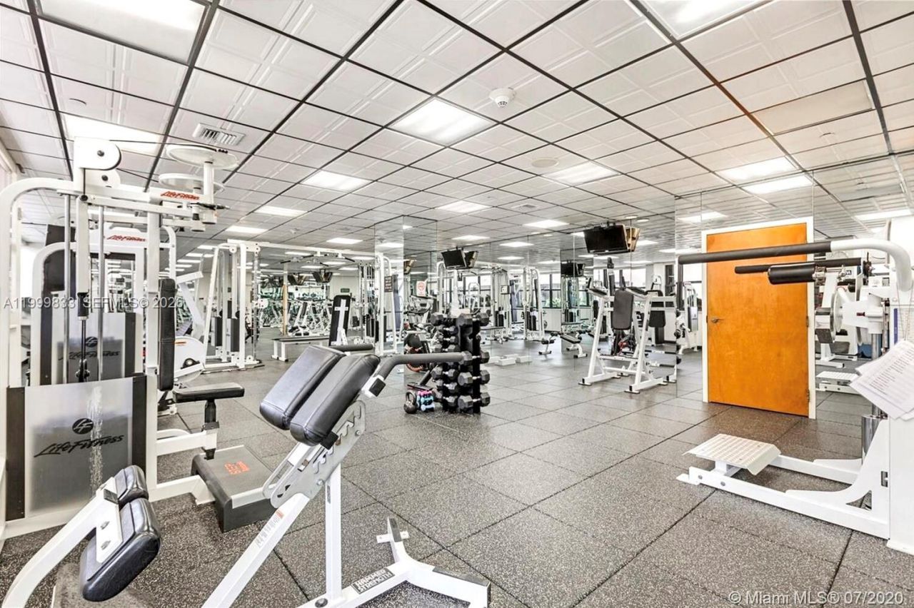 5757 Collins Ave, Unit 1003, Miami Beach, FL 33140 Photo