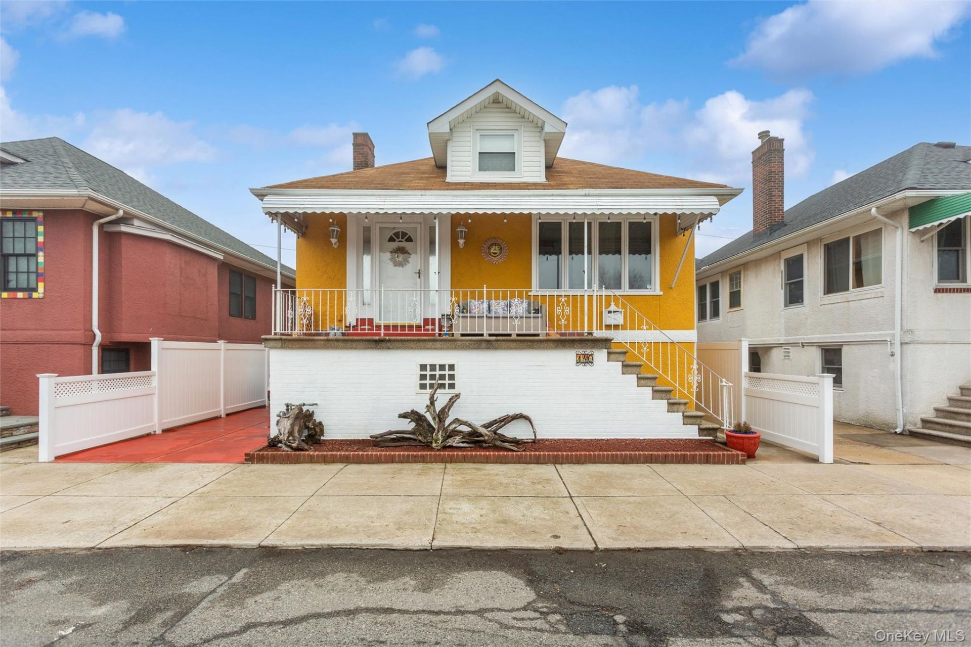 140 Roosevelt Boulevard, Long Beach, NY 11561 Main Photo