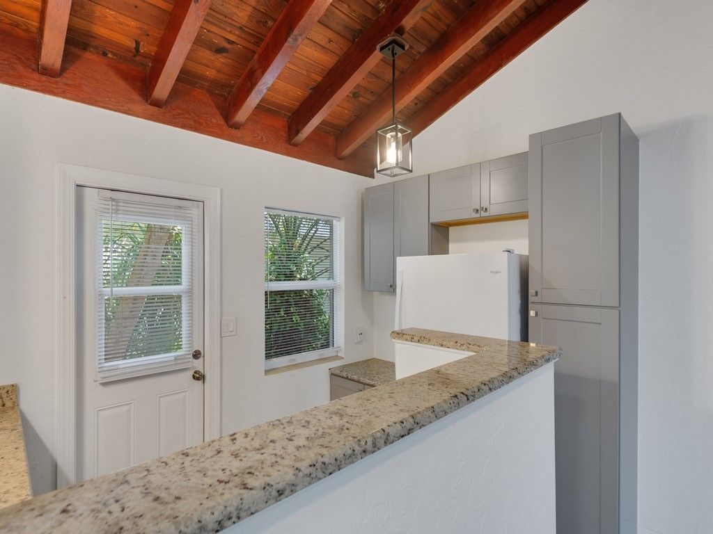 856 Dahlia Lane, Vero Beach, FL 32963 Photo