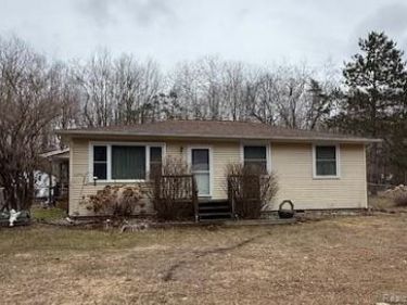 7813 Rookway Road, Bridgeport Twp, MI 48722
