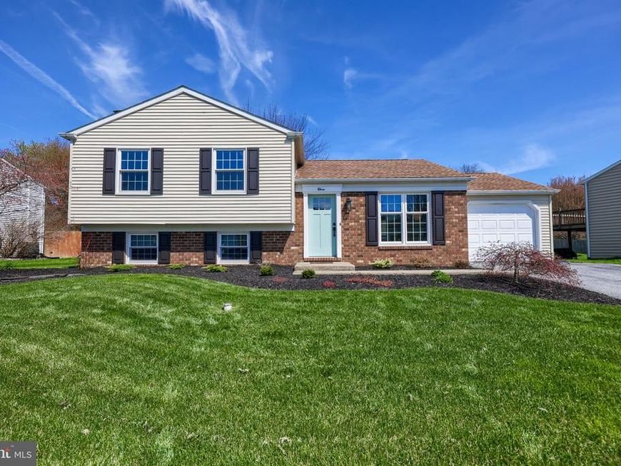 11 Cobblestone Drive , Willow Street, PA 17584 Main Photo