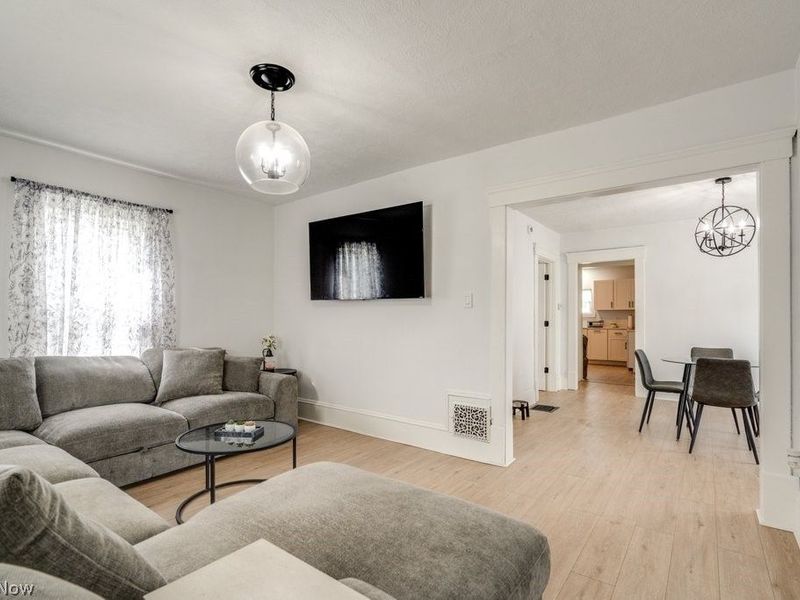 76 16th Street NW, Barberton, OH 44203 Photo 15