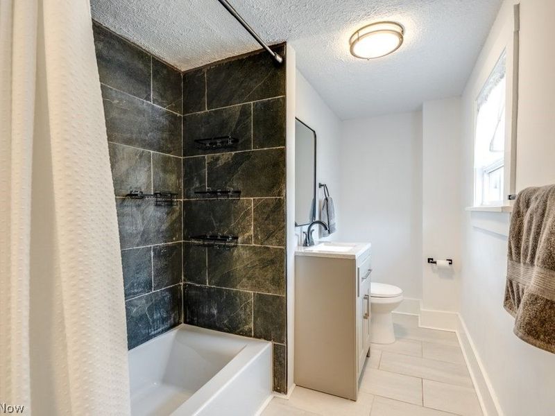 76 16th Street NW, Barberton, OH 44203 Photo 16