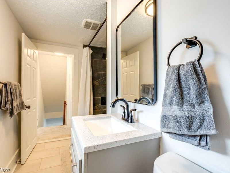 76 16th Street NW, Barberton, OH 44203 Photo 17