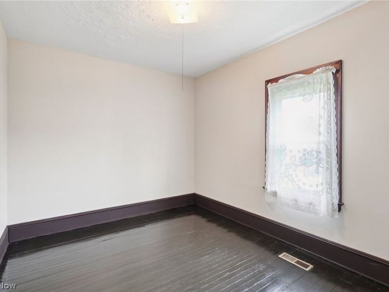 3612 Daisy Avenue, Cleveland, OH 44109 Photo 12