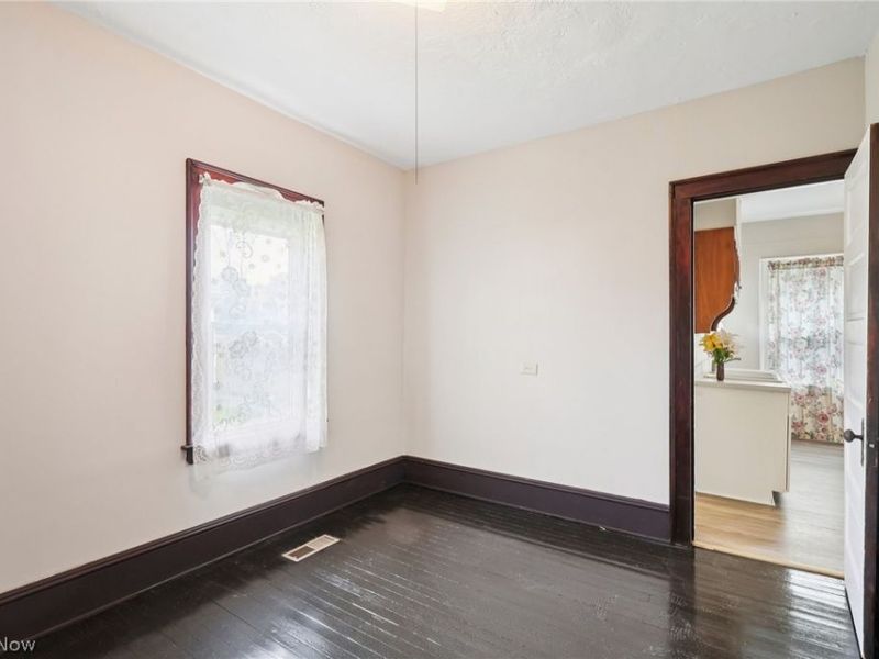 3612 Daisy Avenue, Cleveland, OH 44109 Photo 13