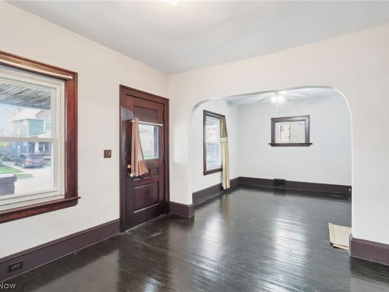 3612 Daisy Avenue, Cleveland, OH 44109 Photo 5