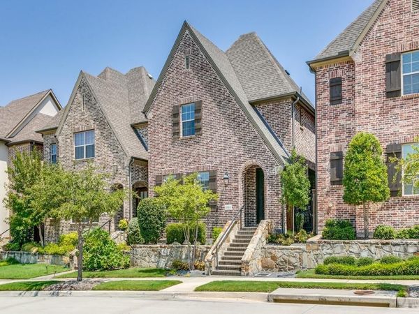 4864 Isleworth Drive, Irving, TX 75038