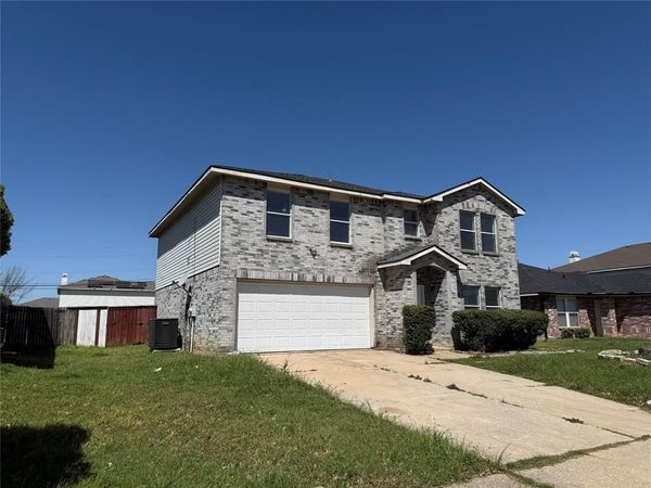 6031 Susanna Drive, Grand Prairie, TX 75052