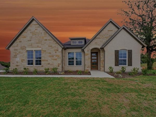128 Oak Grove Way, Springtown, TX 76082