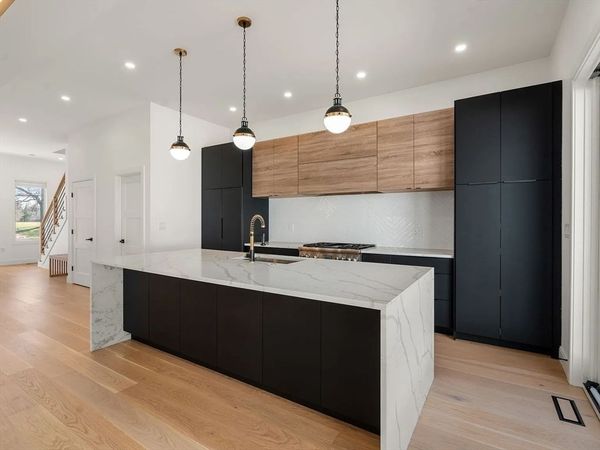 114 Church Street, Unit 2, Waltham, MA 02452