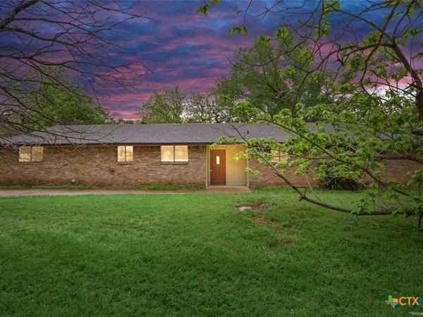 4912 S Pea Ridge Road , Temple, TX 76502