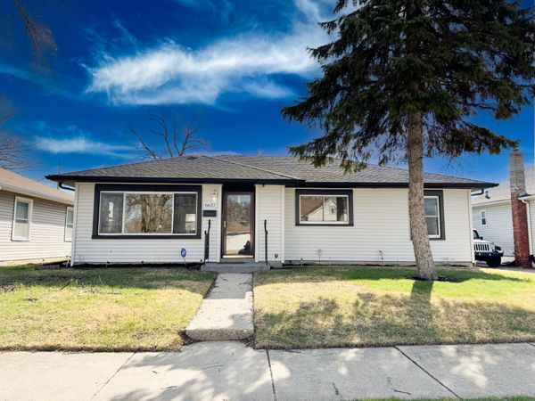 6637 S Mccook Avenue, Hammond, IN 46323