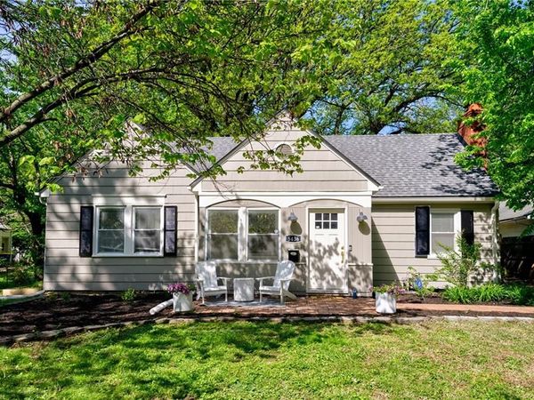 5436 Reeds Road, Mission, KS 66202