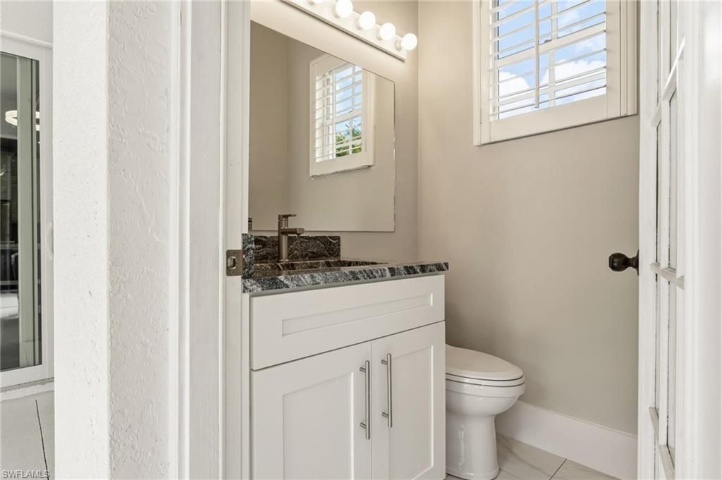 19005 Ridgepoint Dr, Estero, FL 33928 Photo