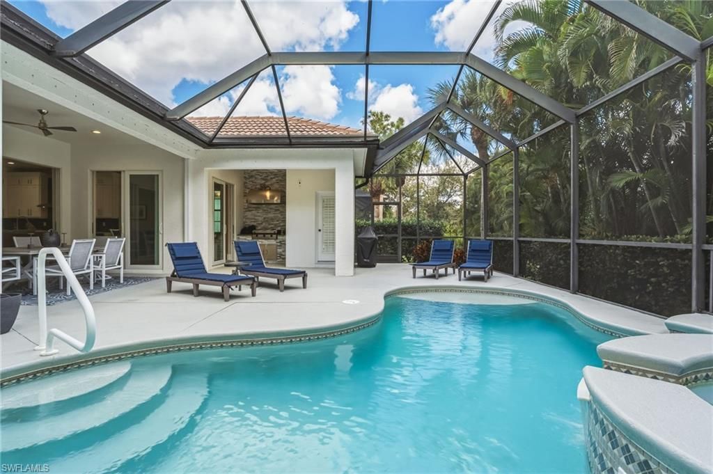 19005 Ridgepoint Dr, Estero, FL 33928 Photo