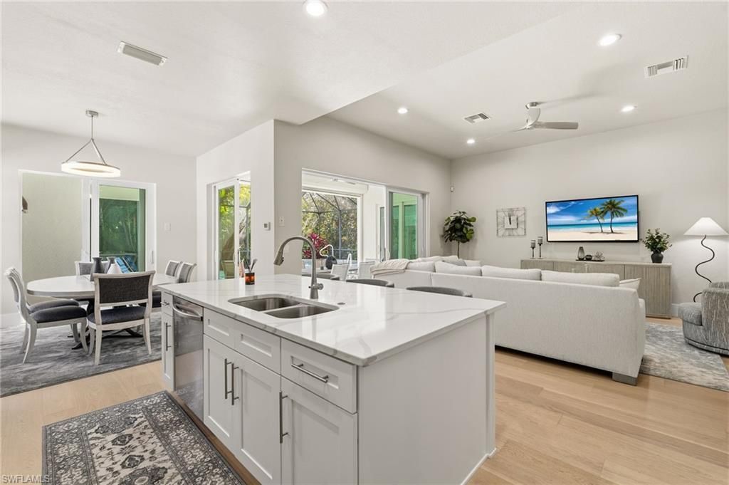 19005 Ridgepoint Dr, Estero, FL 33928 Photo