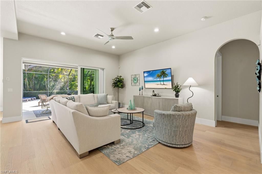 19005 Ridgepoint Dr, Estero, FL 33928 Photo