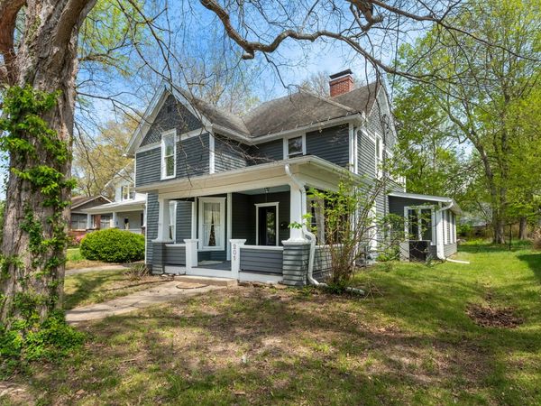 201 S Maple Street , Carbondale, IL 62901