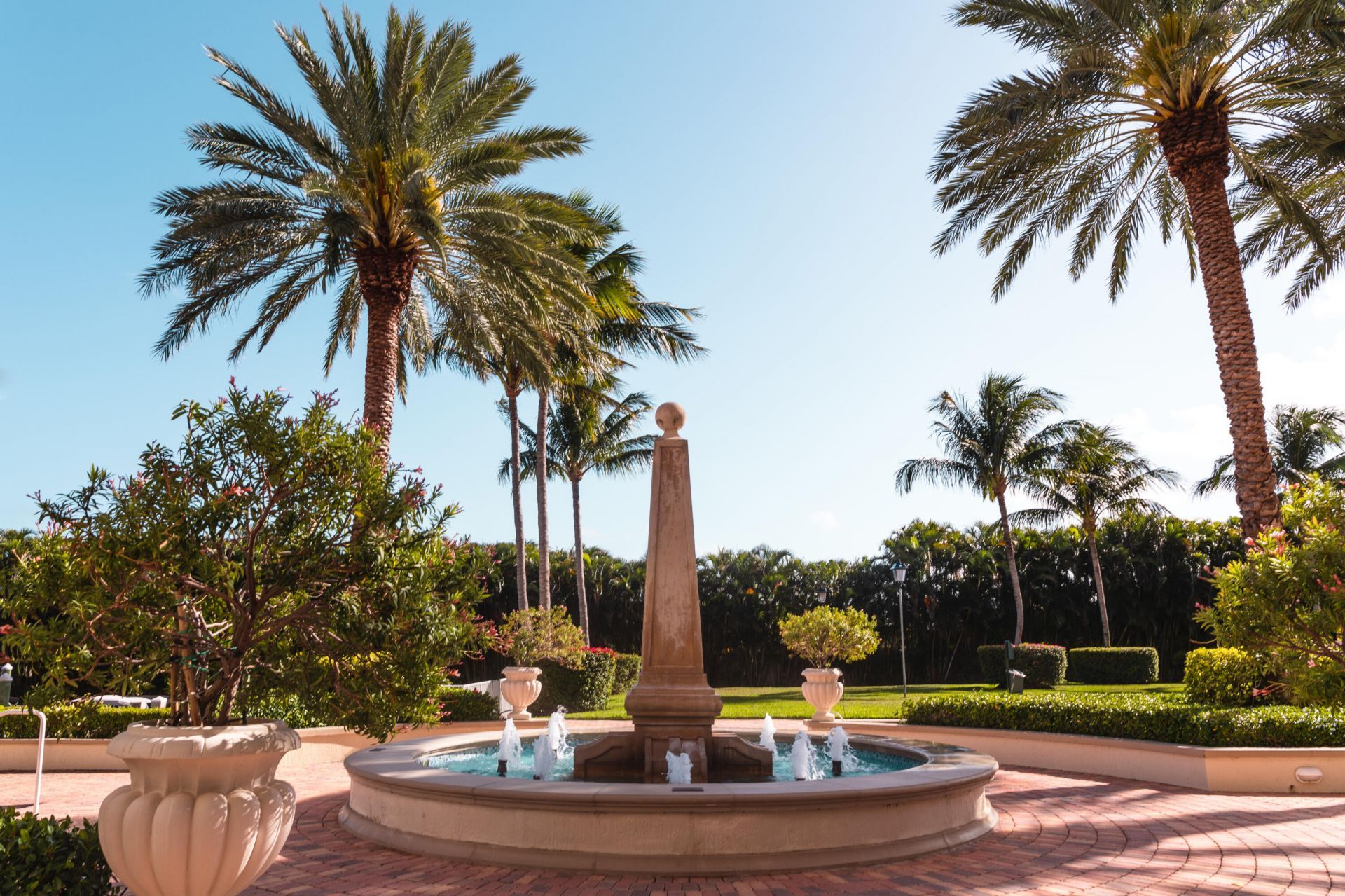 802 W Windward Way, Unit 311, Lantana, FL 33462 Photo