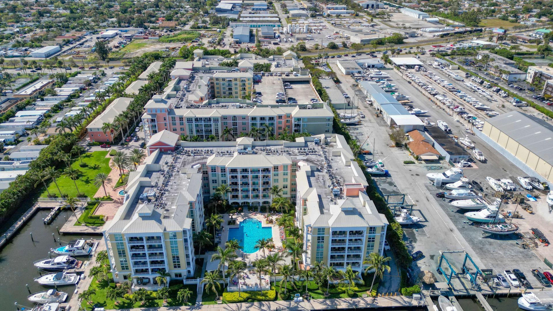 802 W Windward Way, Unit 311, Lantana, FL 33462 Photo